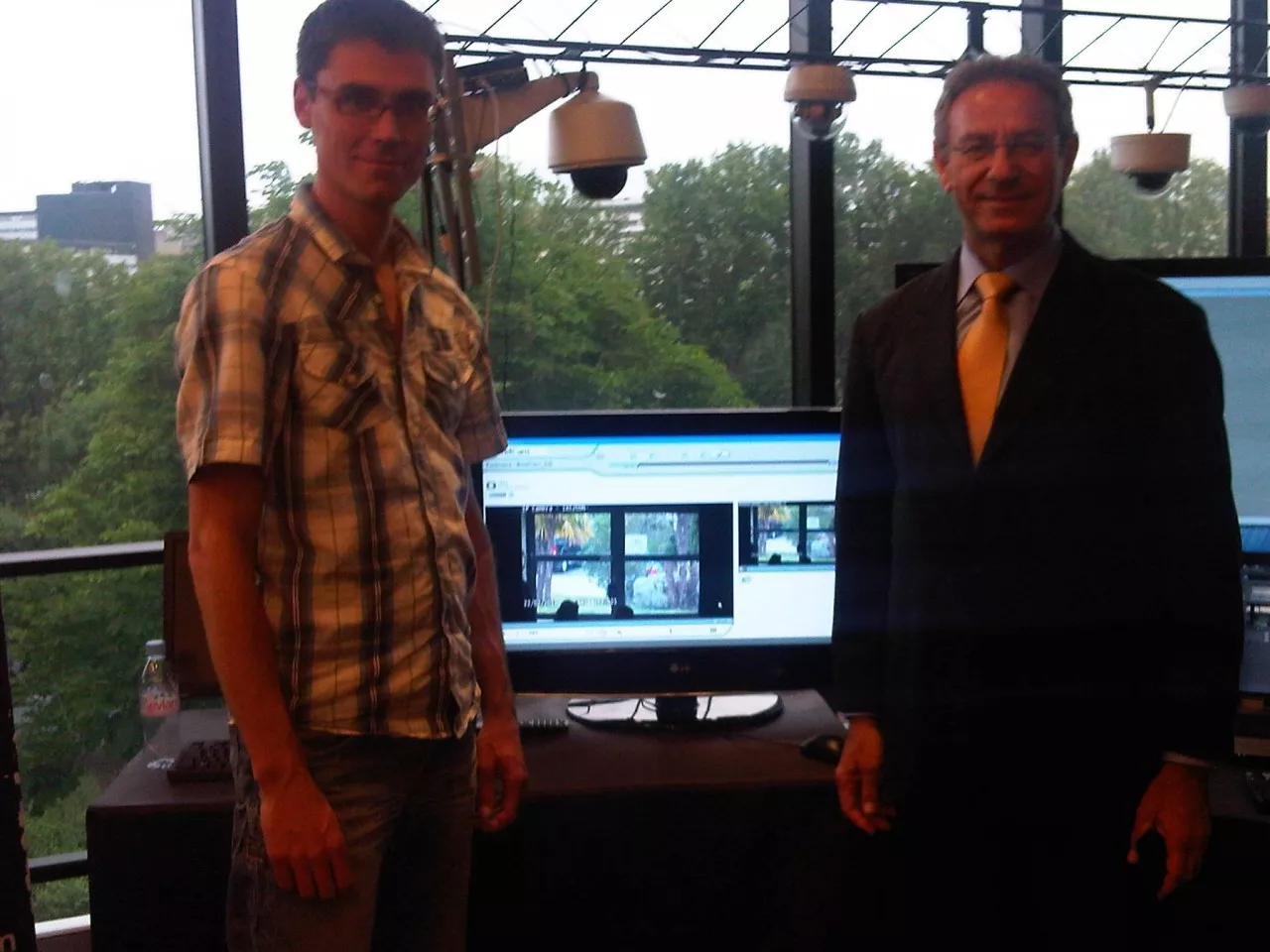 Open House with EST – Paris - Presenting BriefCam – 2011